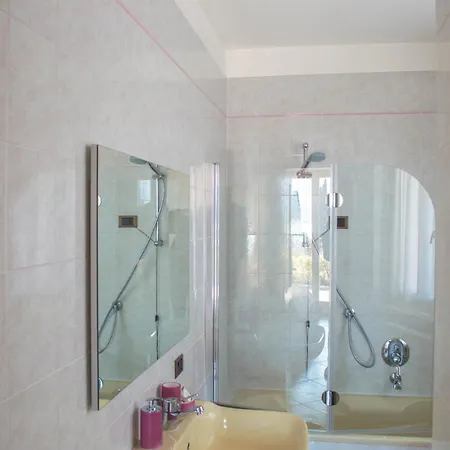 Villa Oliva *